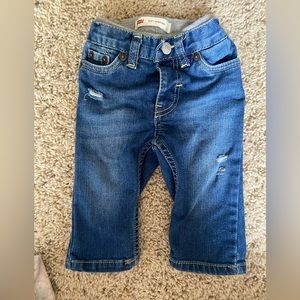 Baby Levi’s 514 jeans. Size 6M